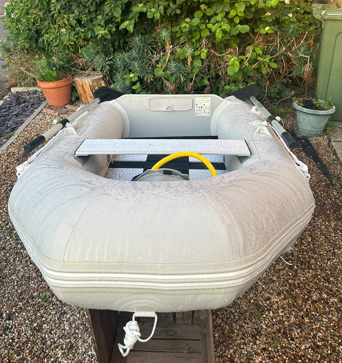 Inflatable dinghy 230