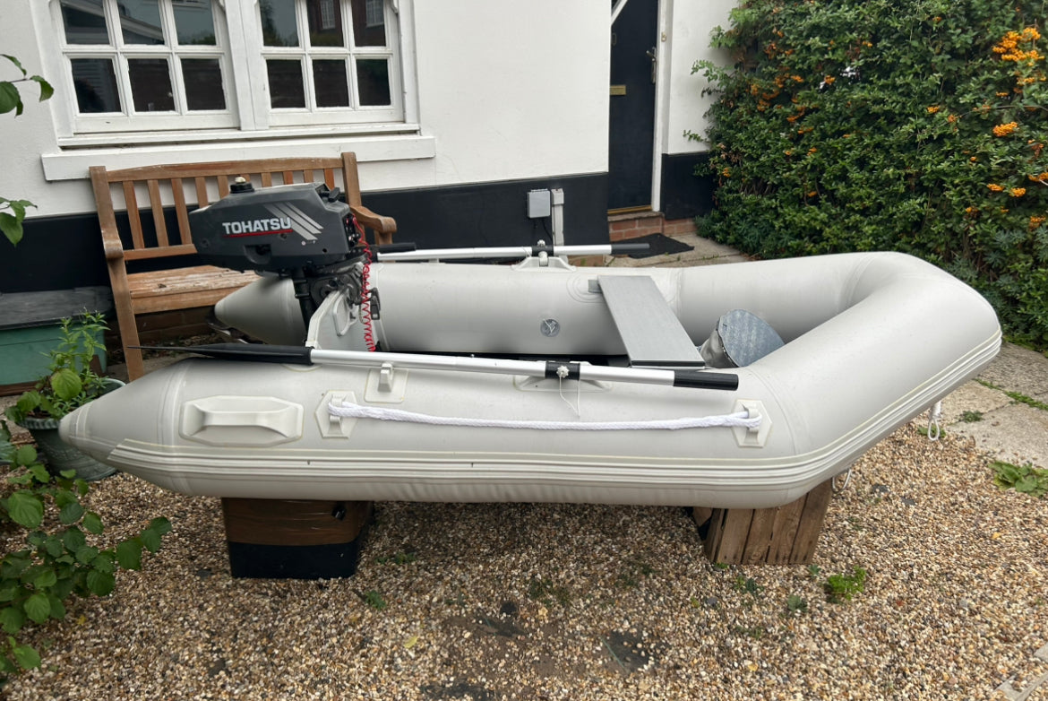 Inflatable dinghy 230 with tohatsu 2.5hp outboard