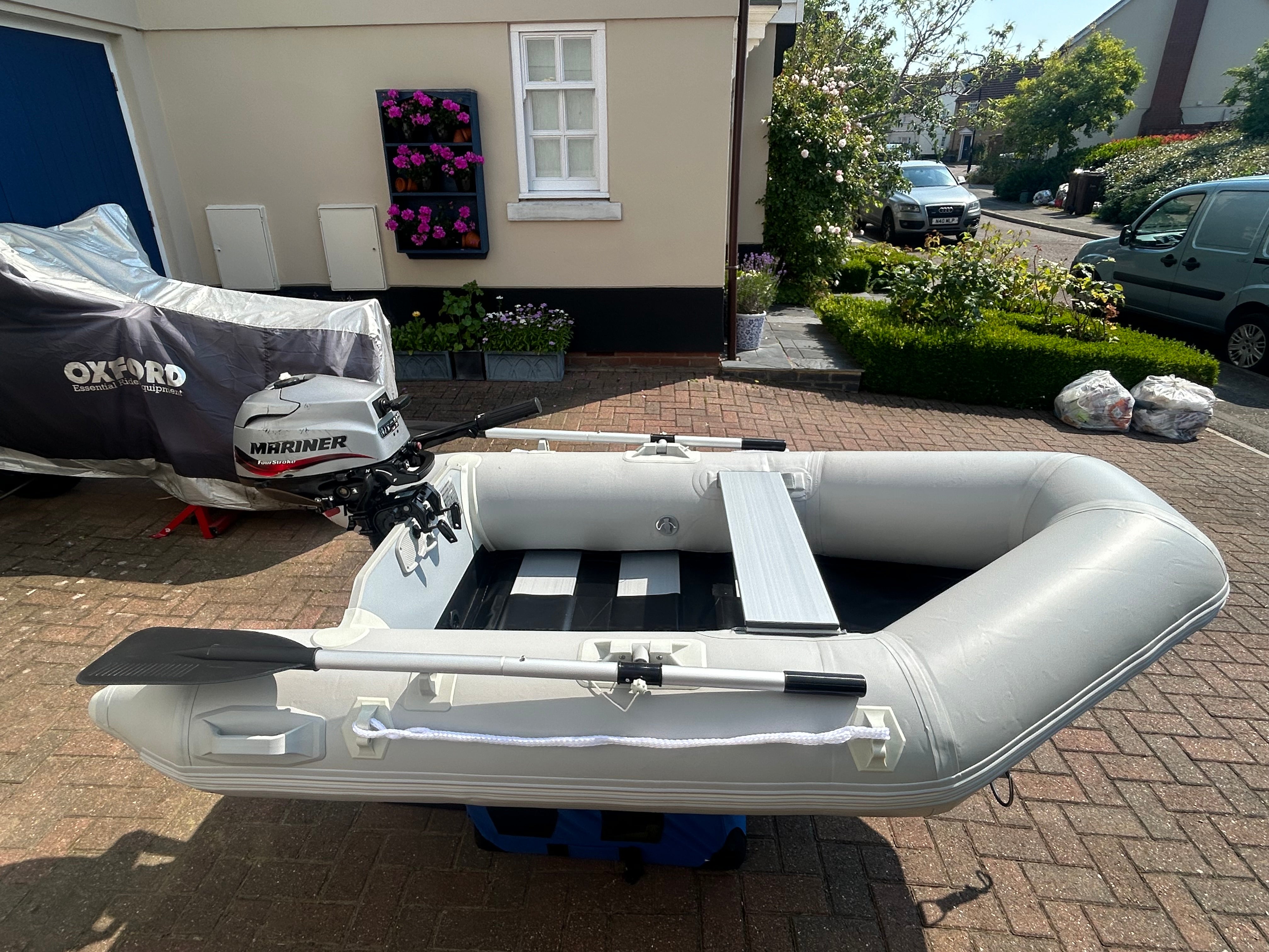 Inflatable dinghy 230 with Mariner 2.5hp outboard