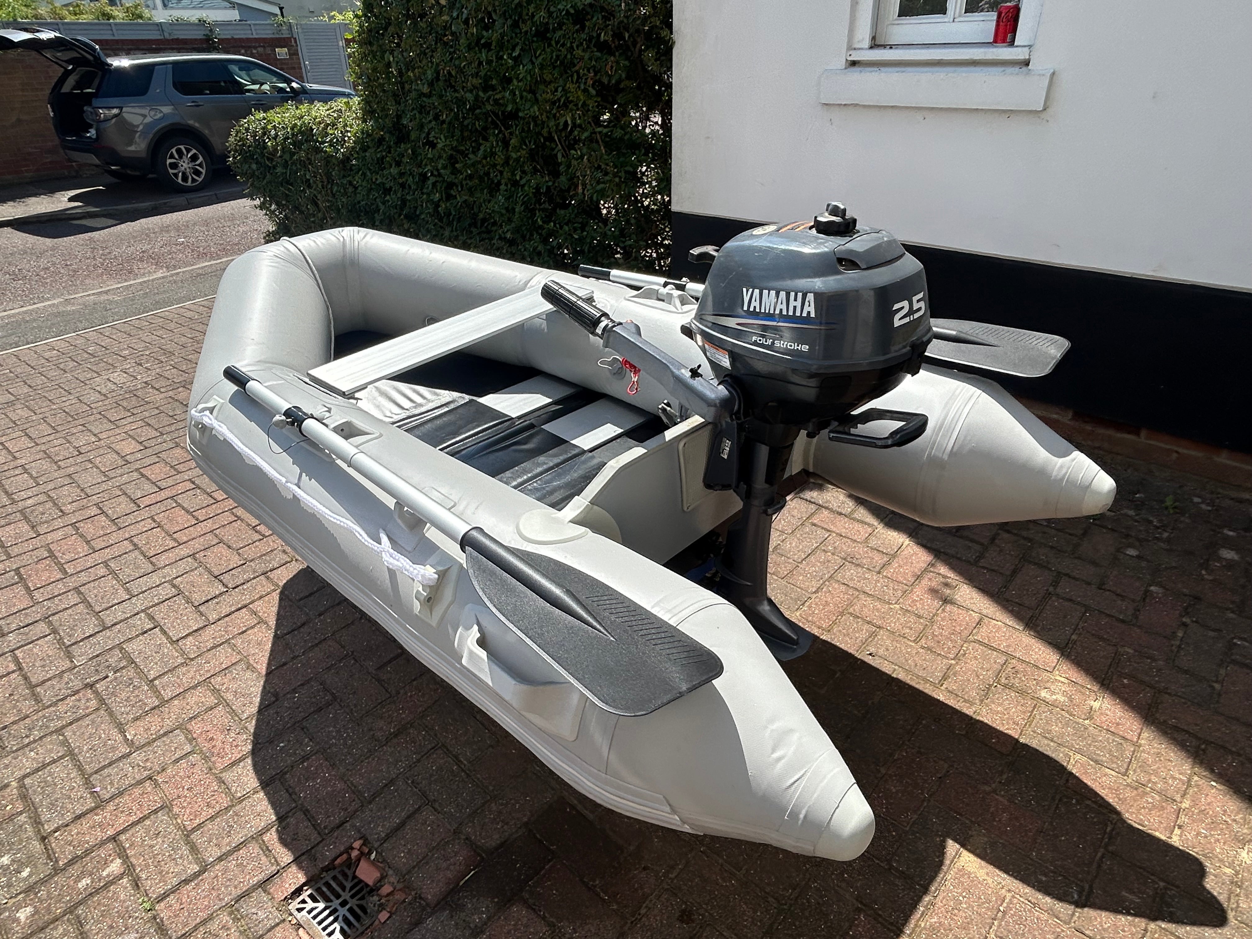 Inflatable dinghy 230 with Yamaha 2.5hp 4 stroke outboard