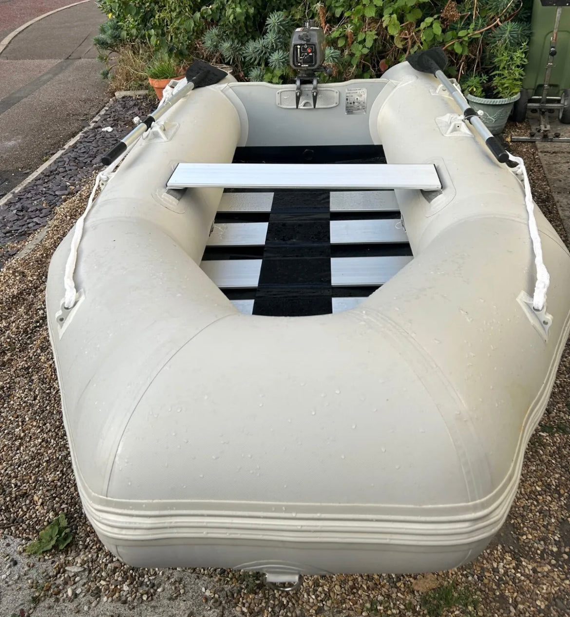 Inflatable dinghy 230 with Suzuki 2hp outboard