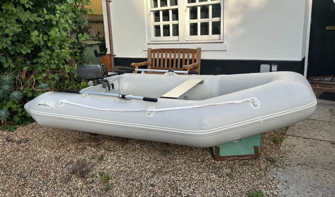 Inflatable dinghy 230 with Suzuki 2hp outboard