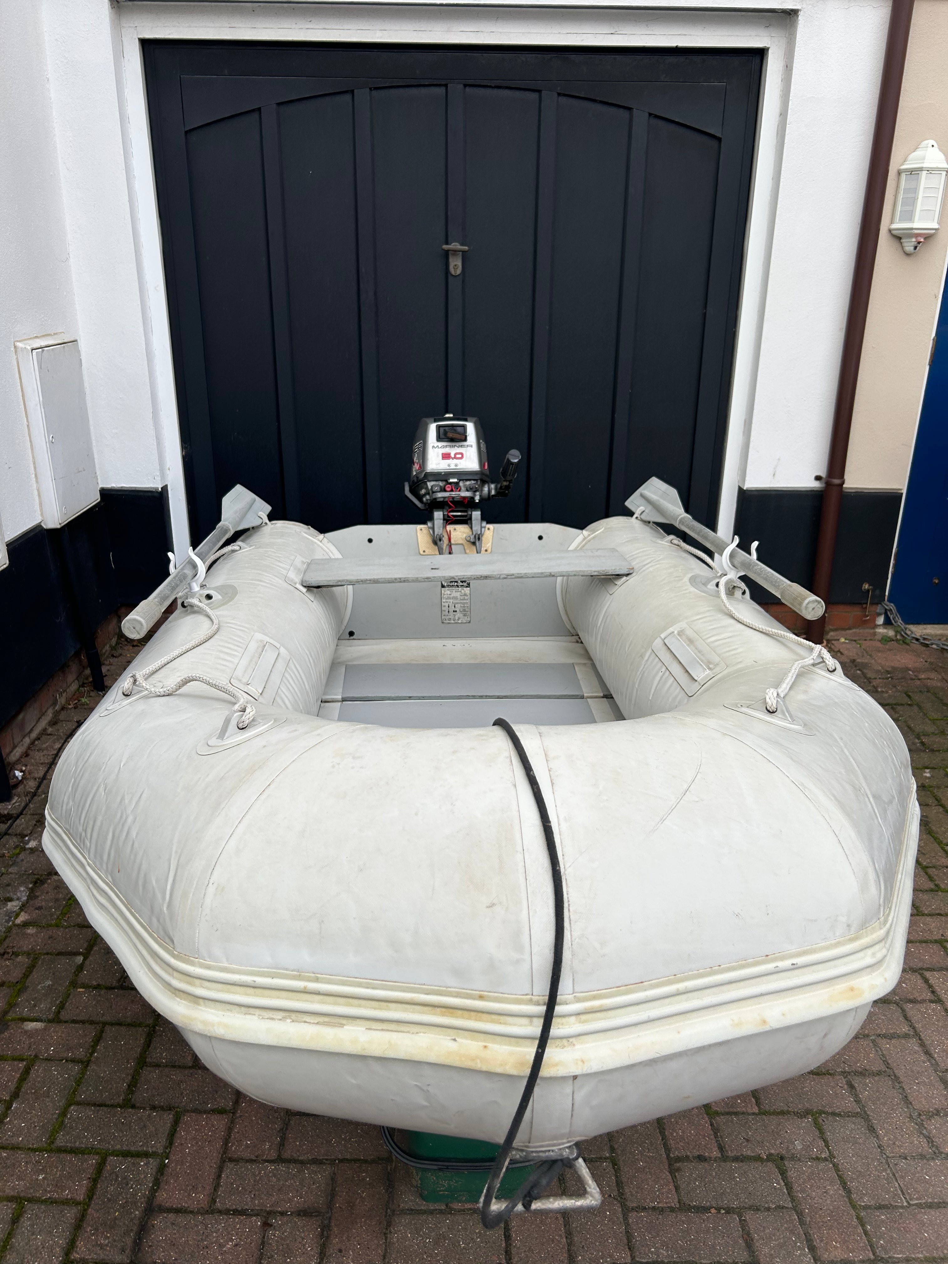 inflatable Dinghy 260 with Mariner 5hp Outboard