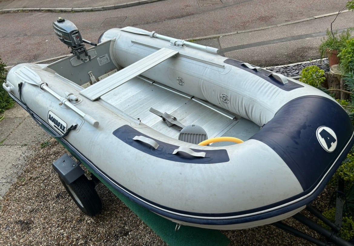 Inflatable dinghy 320