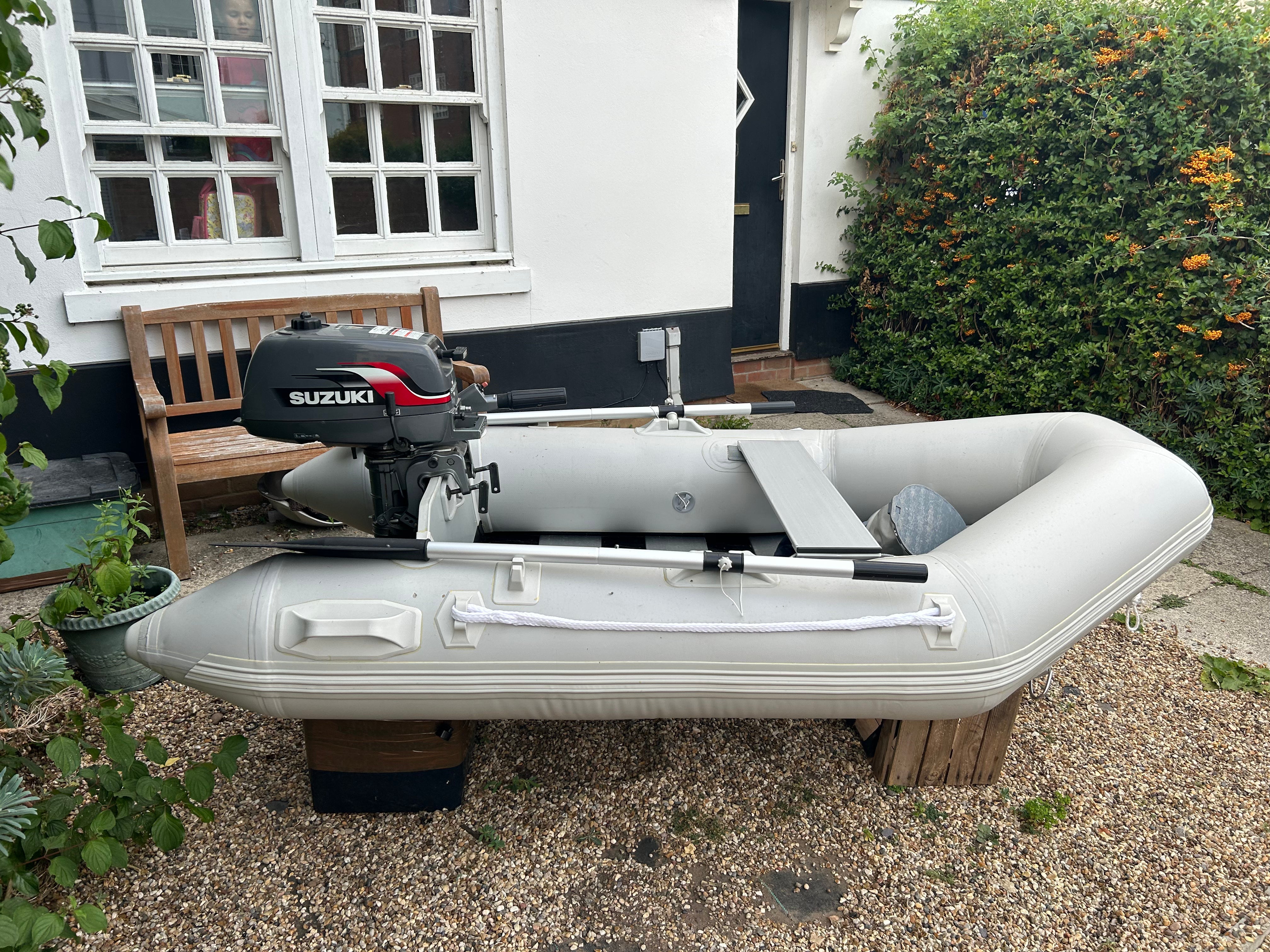 Inflatable dinghy 230 with Suzuki 4hp outboard