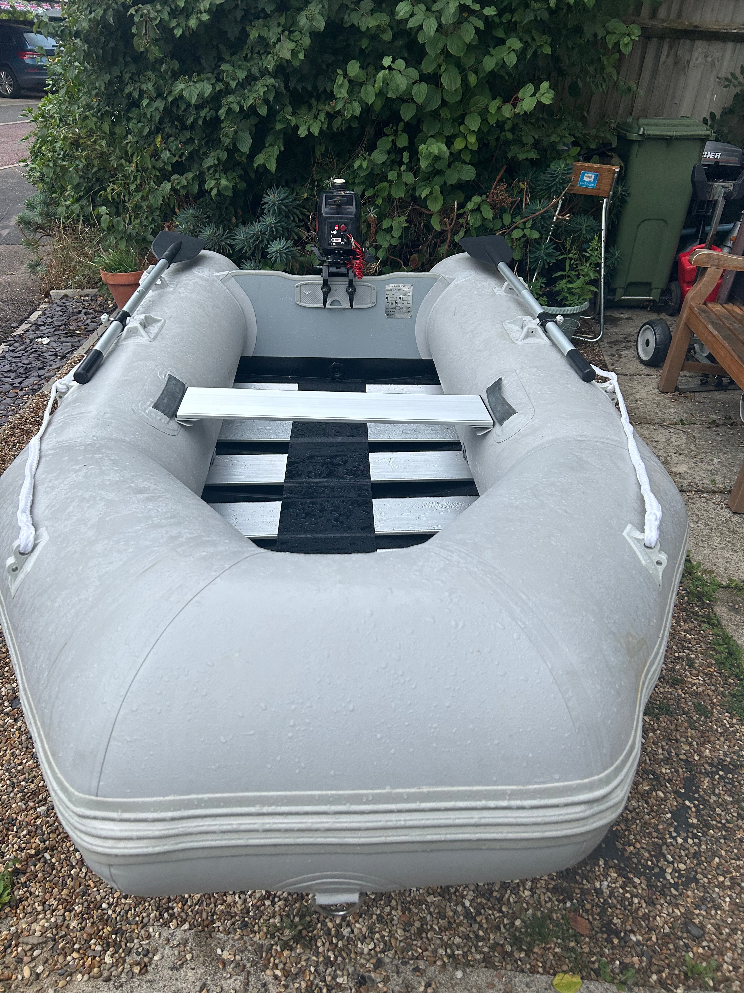 Inflatable dinghy 230 with Tohatsu 3.5hp outboad