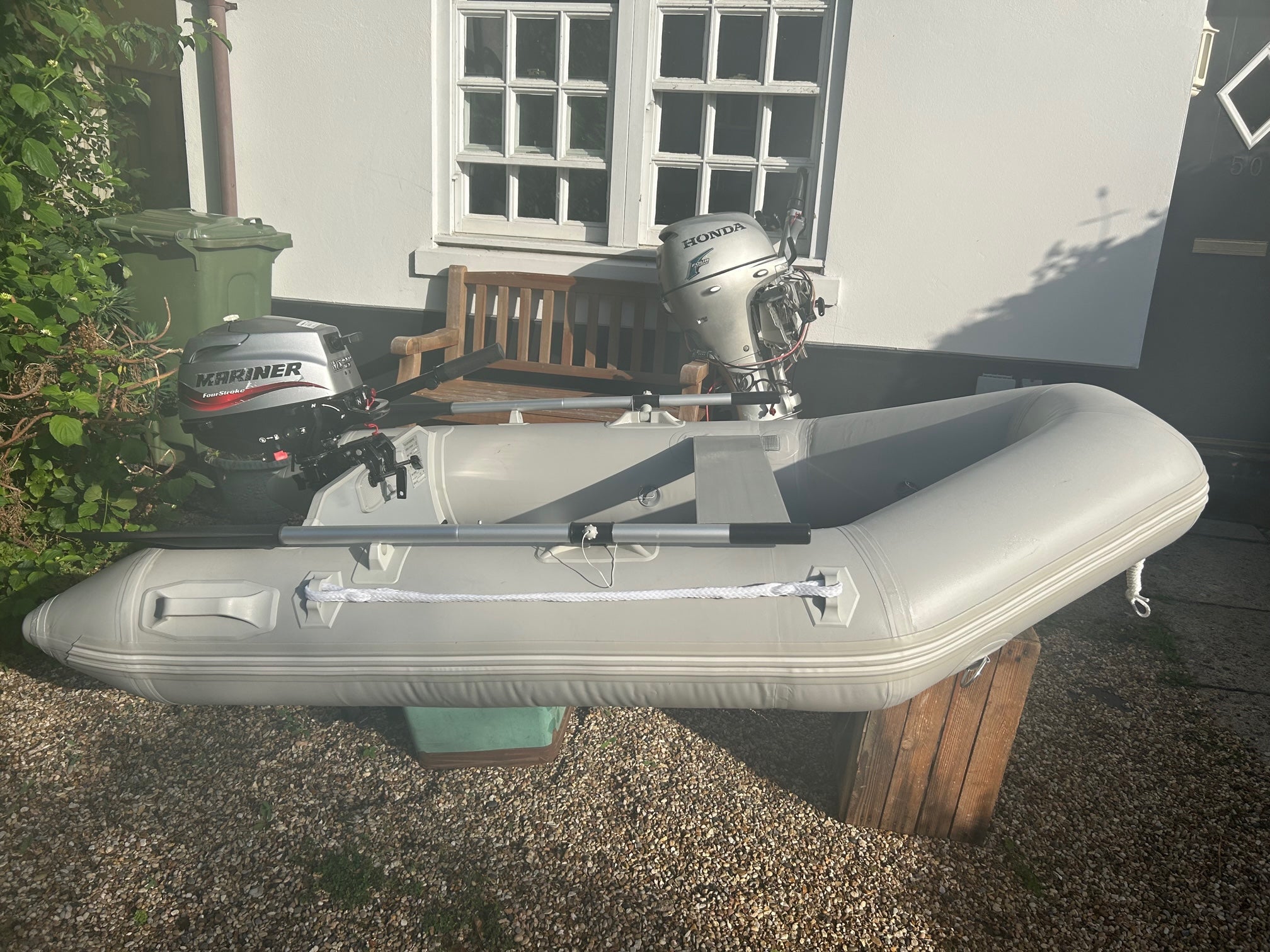 Inflatable dinghy 230 with Mariner 2.5hp 4-stroke